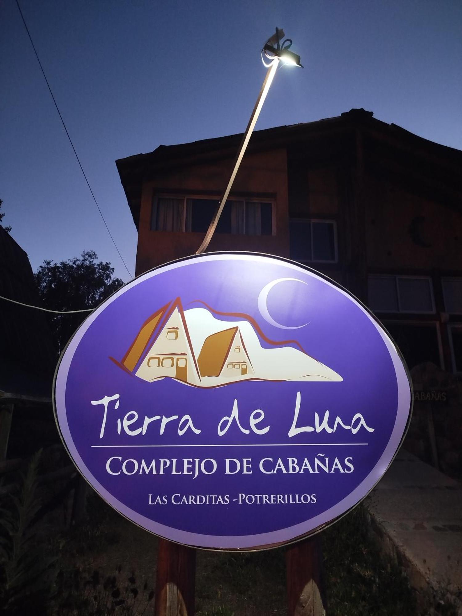 Complejo De Cabanas Tierra De Luna Potrerillos Exterior photo